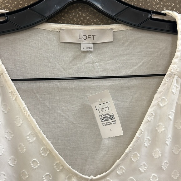 🔥🔥🔥NEW Loft Ruffle Sleeves Blouse - Picture 2 of 6